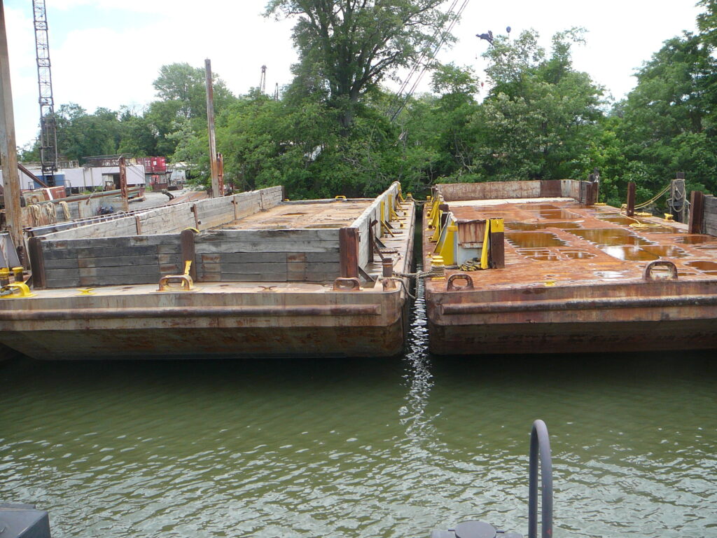Deck Barges for rent